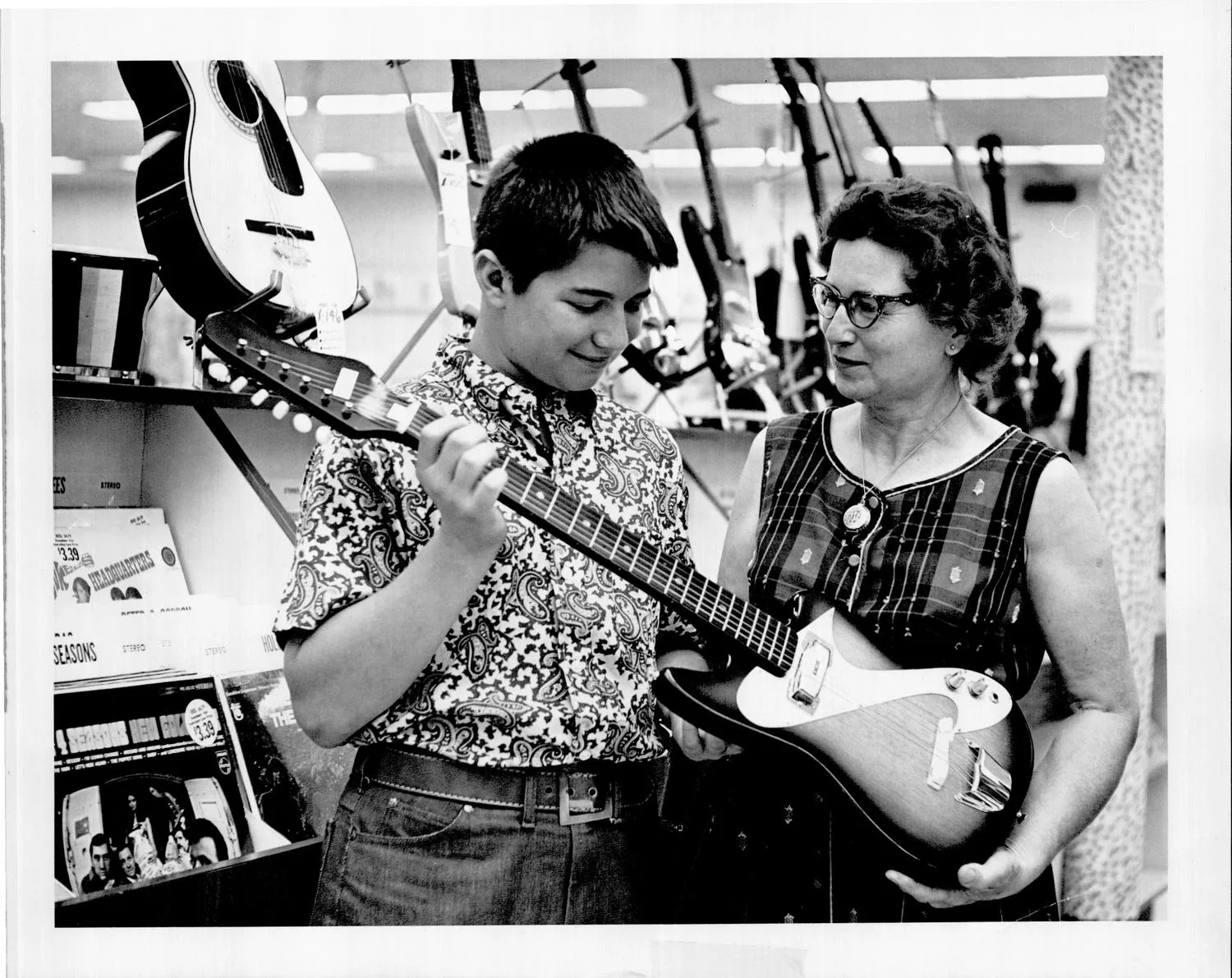 Link Mrs. Frank A. and son Henry. 1430 Northwest 31 Sweepstakes winner 1967.