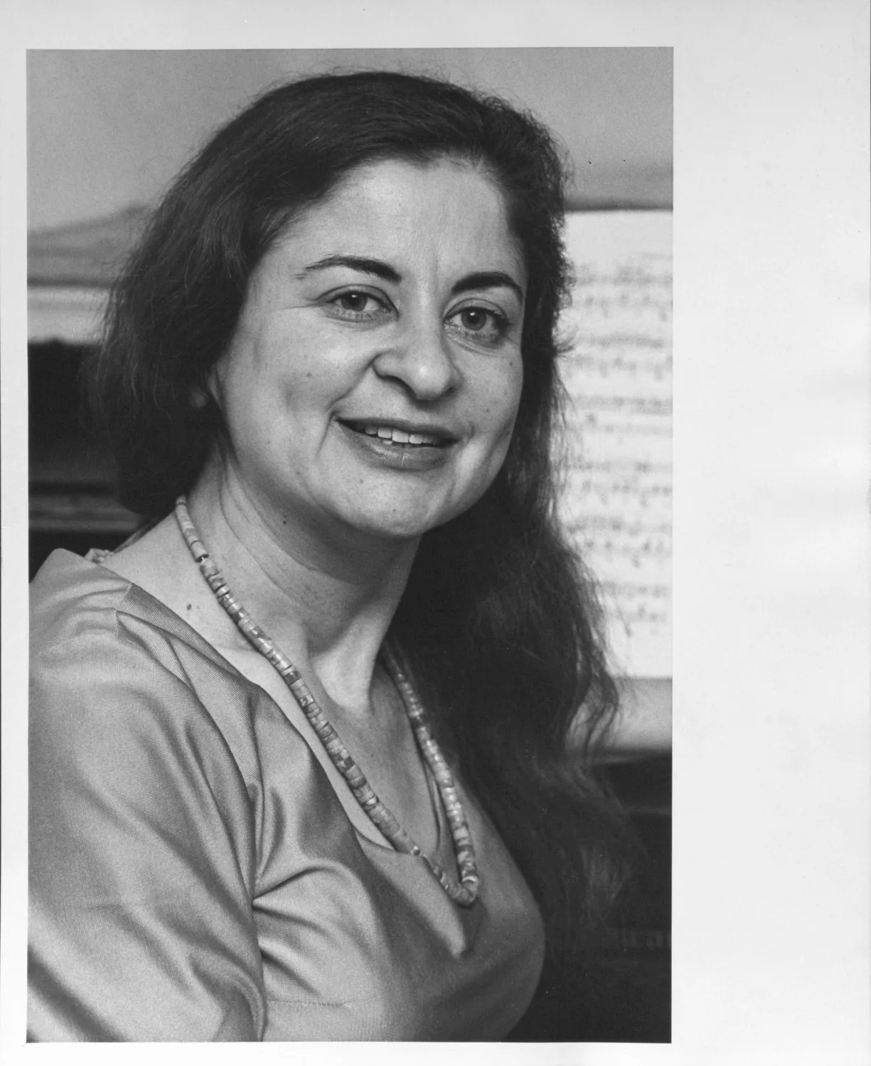 Sisson, Mrs. Allan R. / pres. Pianist Club od OKL City.